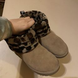 Ugg Mini II Boots Cheetah Pattern