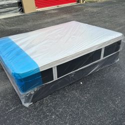 NEW Mattress Queen Size Plush Pillowtop With Box Spring // Offer  🚚