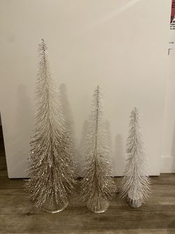 3 Decor Xmas trees