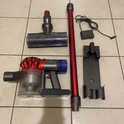 Dyson V8 Motorhead Cordless Stick Vacuum Cleaner