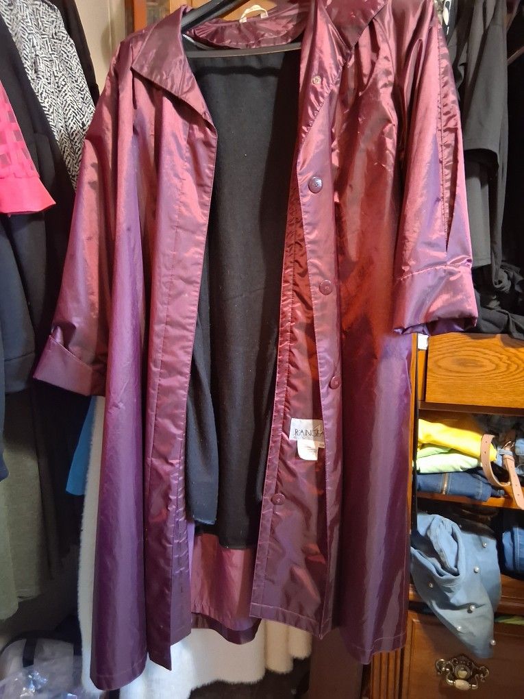 Plum Raincoat 3/4 Length Size 14 By Rainier Nearly New