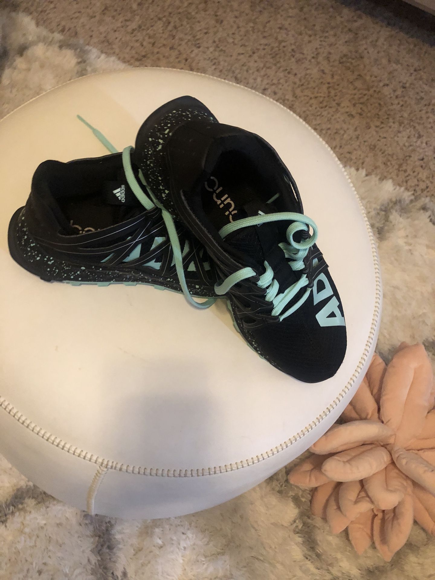 Adidas Women’s Shoes Size 7.5