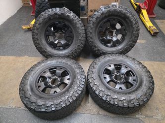 16" Toyota Tacoma rims/ 33" Nitto tires