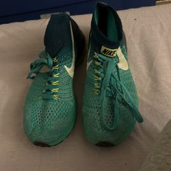 Nike Shoes Size 5.5