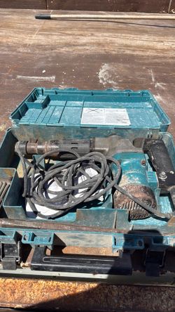 Makita jackhammer