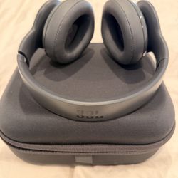 JBL Everest 700 Headphones
