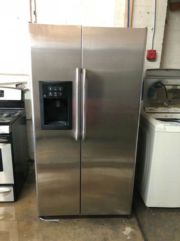 Ge 33 Stainless French Door Refrigerator