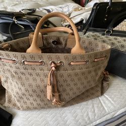 Dooney And Bourke 