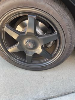 2008 E 350 Mercedes Benz wheels and tires