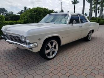 V8 Chevrolet Impala runs great!