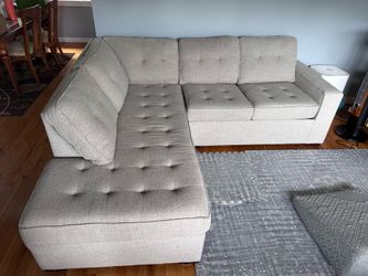 Custom Built Carrara-Style L-Shaped Sectional Sofa Couch– $950