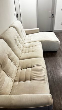 Intimo recliner sofa White suede