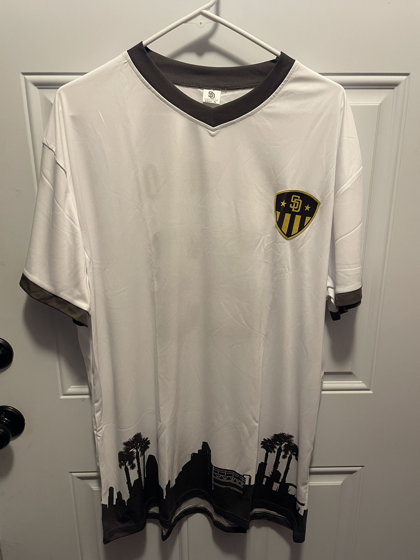 San Diego Padres El Nino Soccer Style Jersey Theme Game Giveaway Rare Size  XL for Sale in San Diego, CA - OfferUp