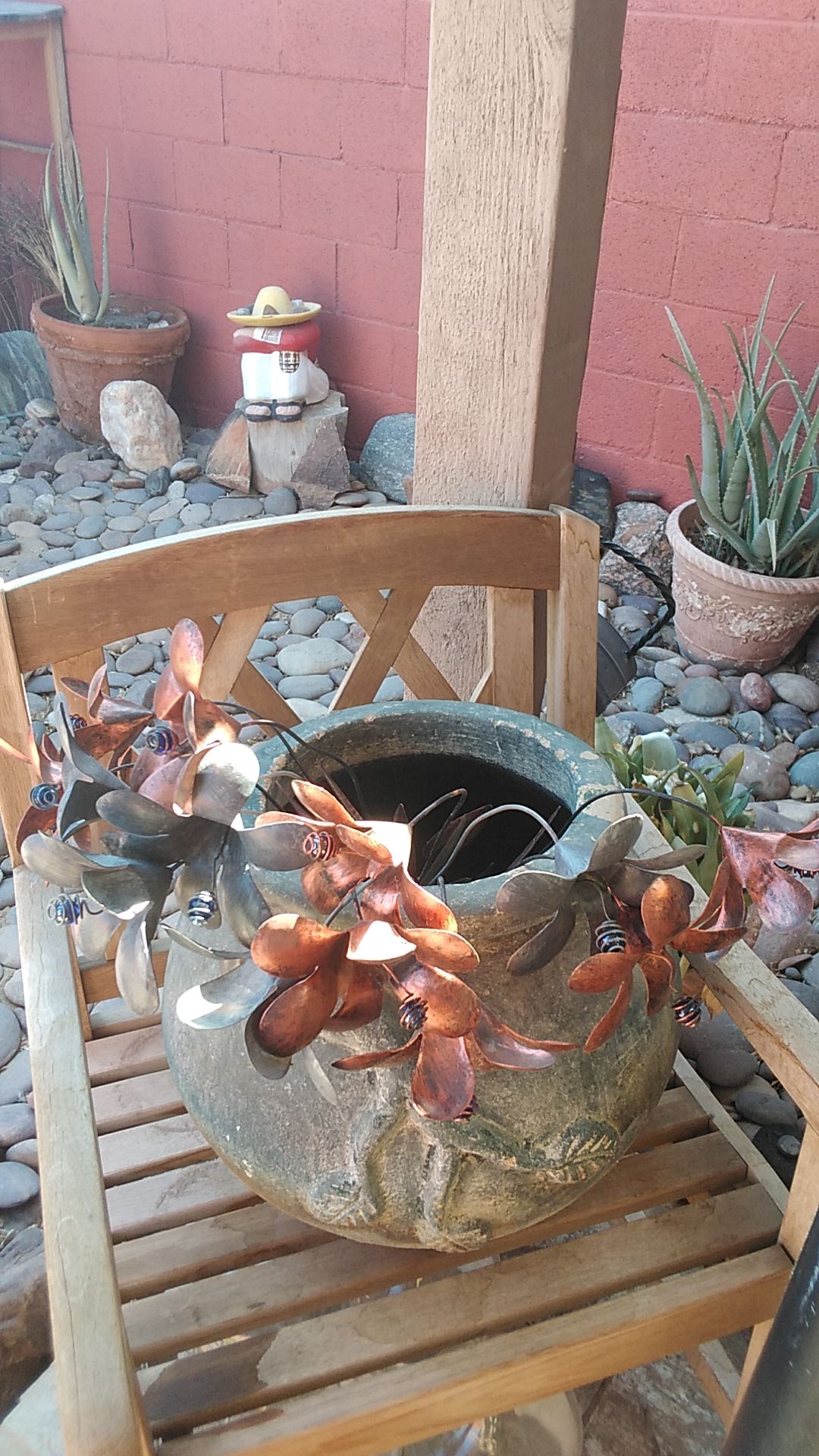 Flower Pot green with 13 metal flowers pot coated with black tar inside