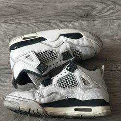 Jordan 4s Retro Green Glow