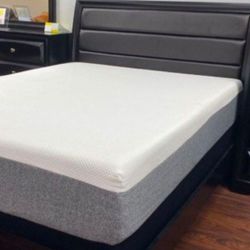 *Last Chance!!!*---Sleek Monte Carlo King Bed Frames---Now $299!!!---Delivery Available🤭