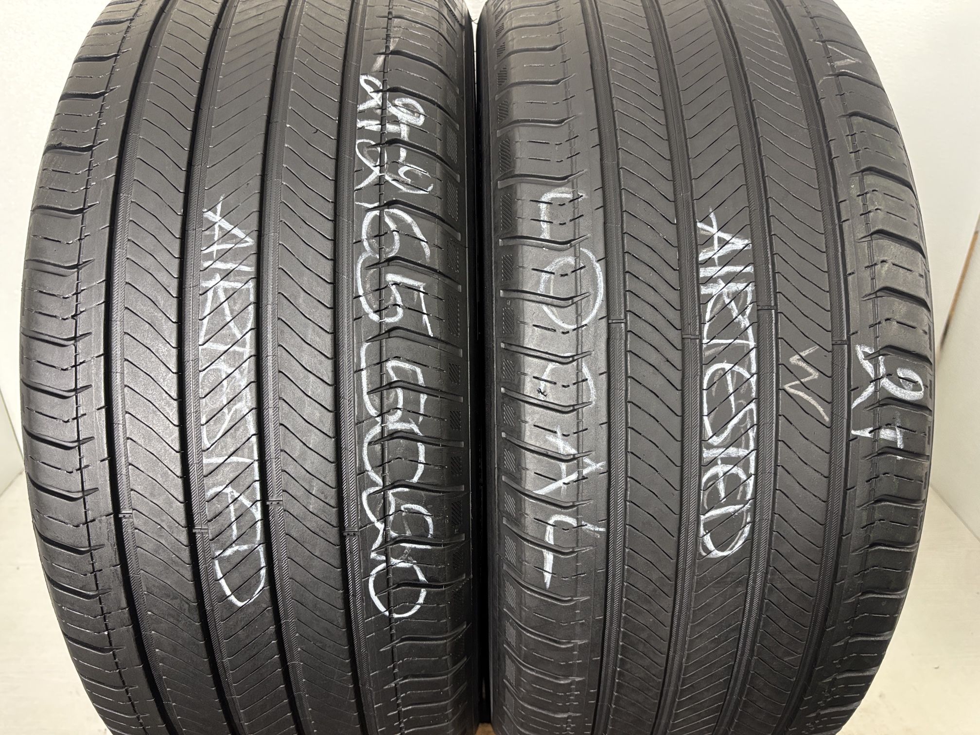 2 Tires 265 50 20 Michelin Primacy All Season No Repairs