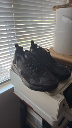 Nike Zoom 2K "Triple Black" sneaker size 8 men’s