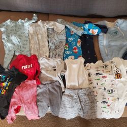 Boys 6 Months Clothes 16 Pics $5 Total