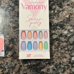 Vamony Press On Nails