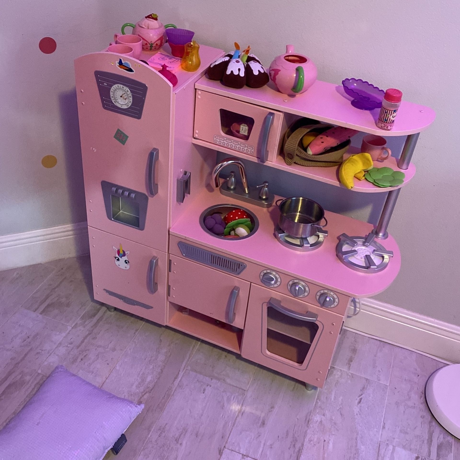 Free Kids Kitchen