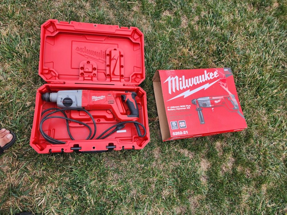 Millwake Rotary Hammer Drill Used In Great Condition