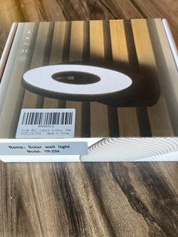 New - Solar Sconce Motion Sensor 40 LED Wall Light (Cold White)