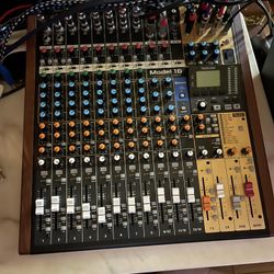 TASCAM MODEL 16  Mixer "mint Condition"