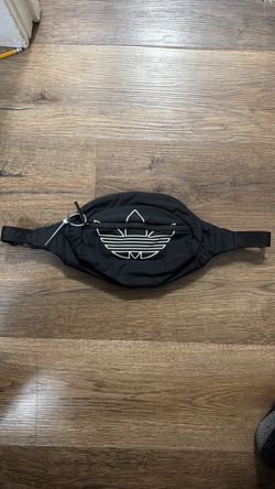 Adidas Originals Fanny Pack.