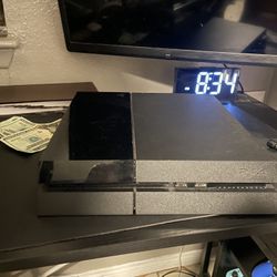 PS4 Refurbished Excellent 