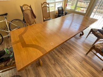 Wood Extendable Dining Table