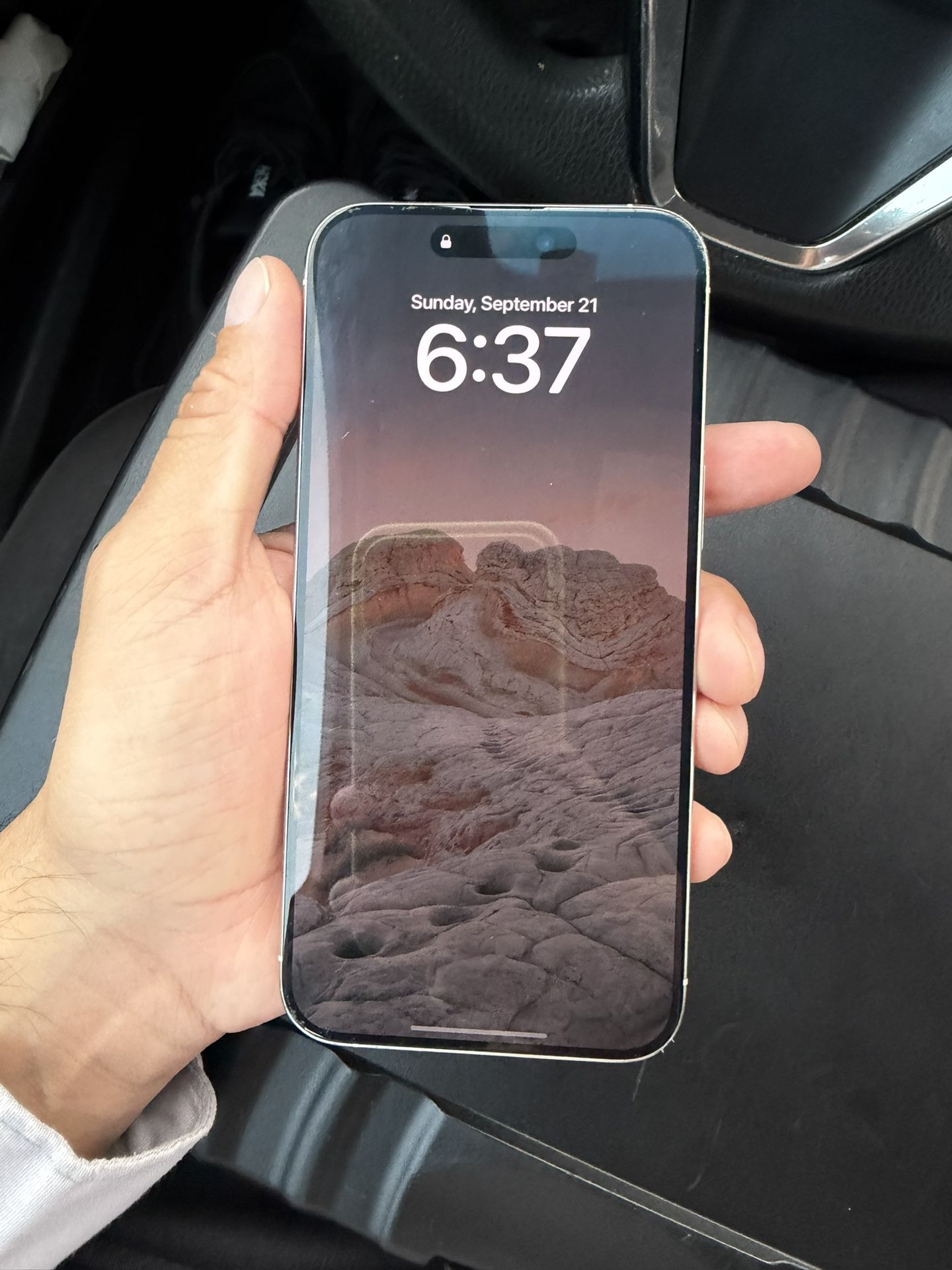 iPhone 15 Pro Max 256 GB White Titanium Unlocked Original Owner