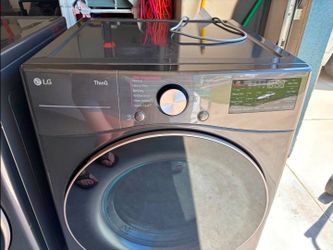 LG ThinQ Smart Front-Load GAS Dryer