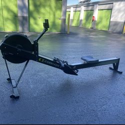 Concept 2 PM5 like new only has 18,000 lifetime meters cardio rower home gym CrossFit 
