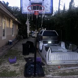 Basketball Hoop 