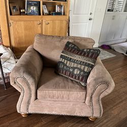 Living Room Chair 