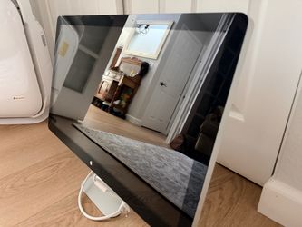 Apple Thunderbolt 27” Display
