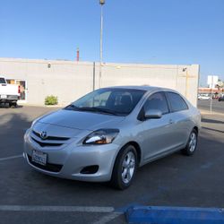 Yaris 2008