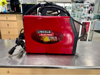 Lincoln Electric Weld Pak 3200HD Wire Feed Welder