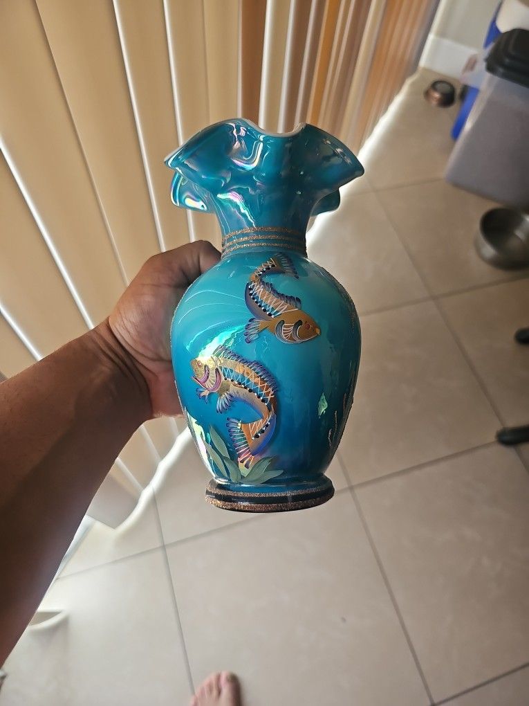 Antique Vas