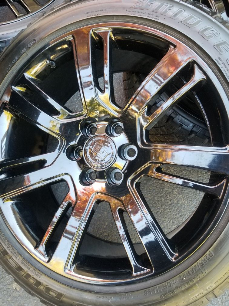 22" Cadillac Escalade black stock wheels tires LIKE NEW!