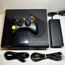 Microsoft Xbox 360 E Model Black Console 4GB, TESTED & WORKING!