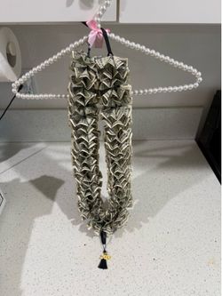 Money lei