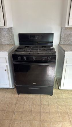 Whirlpool Black Gas Range Stove and Oven