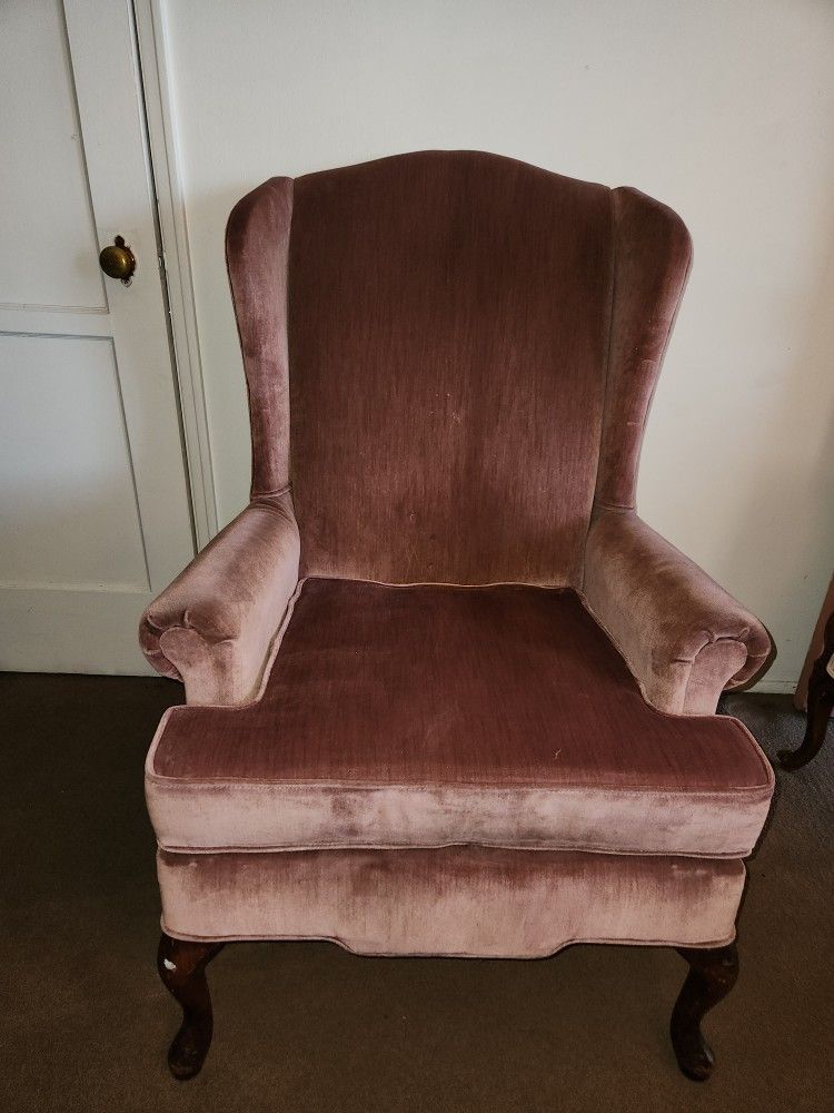 Queen Anne Style Wingback Chair with Ottoman
