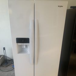 Whirlpool Refrigerator 