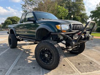 Rebuilt Custom Made Off-road Truck