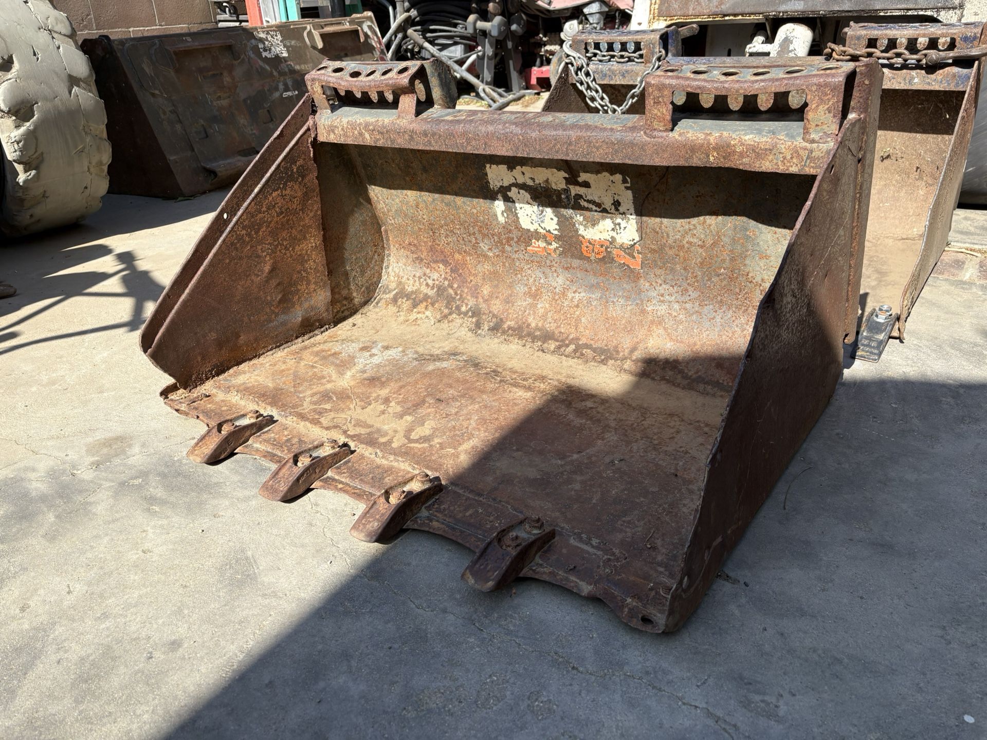 Bobcat Mini Butket 3’ Wide