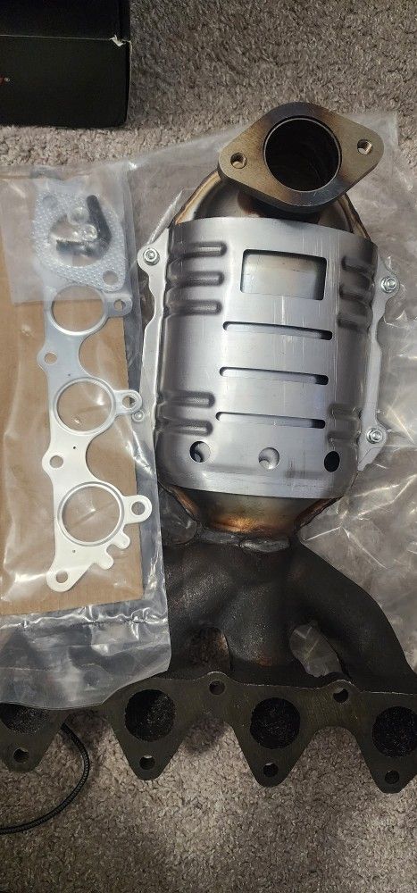 Catalytic Converter Exhaust for 2006-2011 Hyundai Accent Kia Rio 1.6L EPA