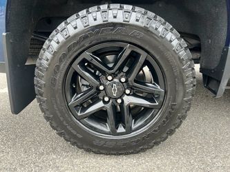 Chevy Tahoe Rims Chevrolet Suburban Wheels Trail Boss High Country Ltz Rst Z71 Yukon Sierra Denali Cadillac Escalade